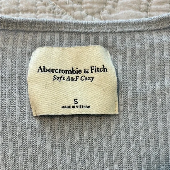 Abercrombie & Fitch Blue Bell Sleeve Wrap Top - Picture 2 of 3